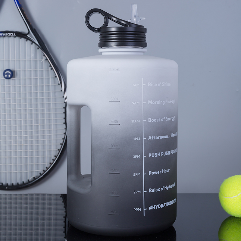 1 Gallon Handle Water Bottle DF201461