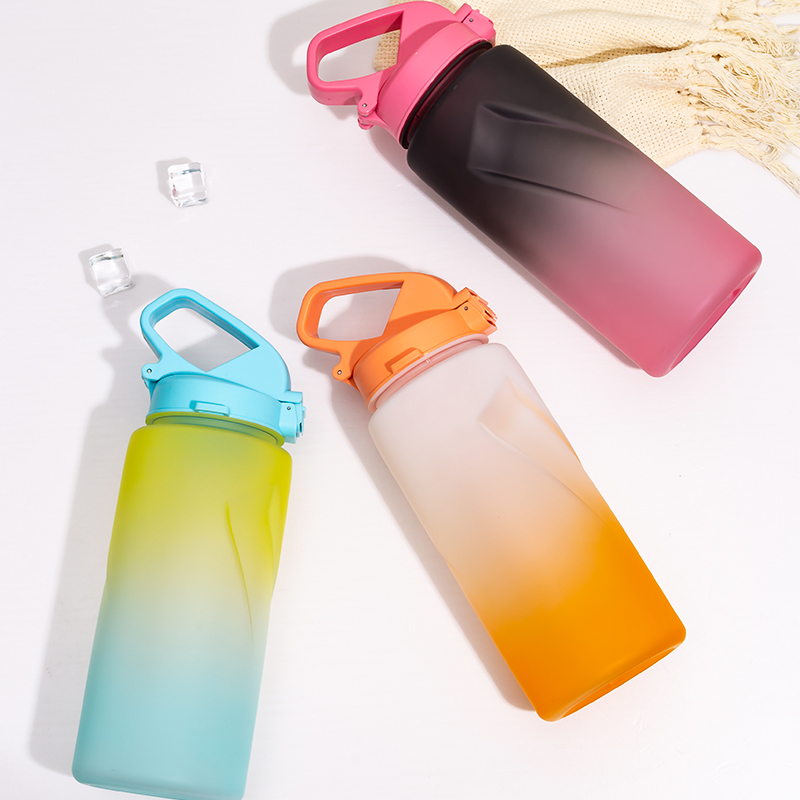 Straight Body Large Water Bottle DF20144-2.2L