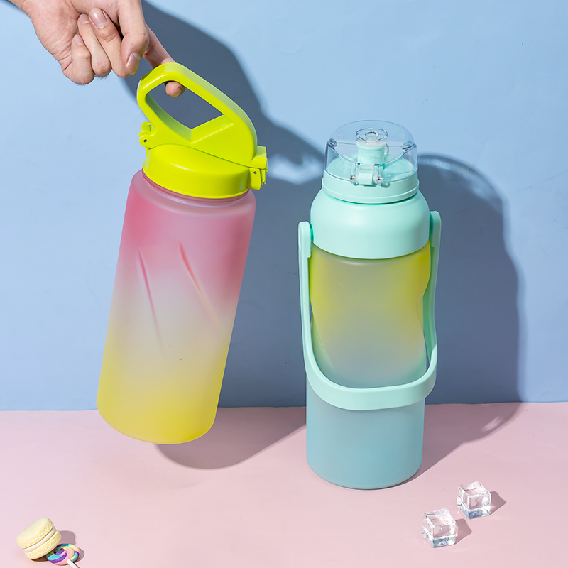 Straight Body Large Water Bottle DF20144-2.2L