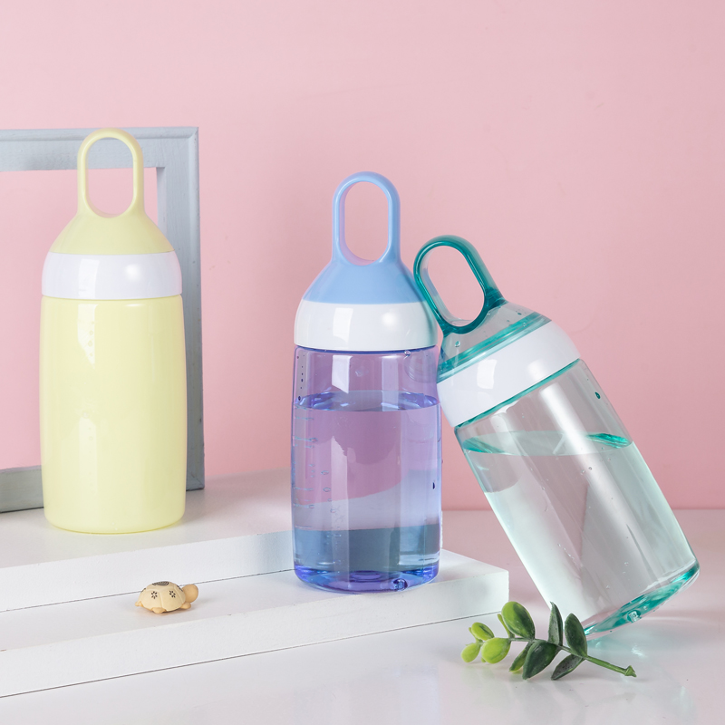 Finger Grip Plastic Water Bottle 1996 420ml