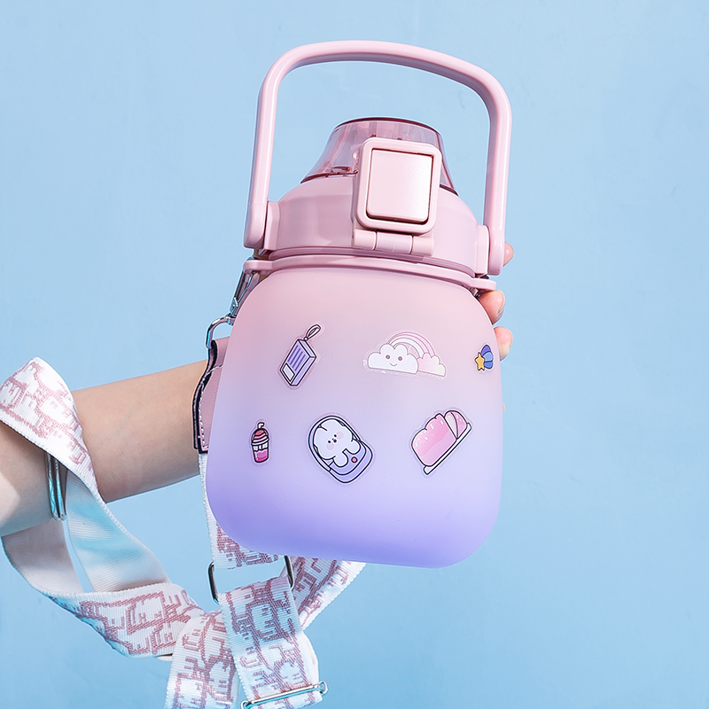 Round Wide Body Plastic Water Cup DF07164