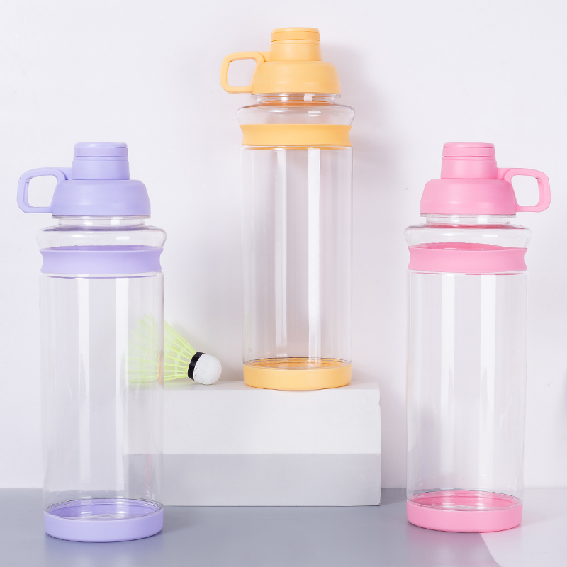 Large Capacity Plastic Water Bottle 1988L 64oz