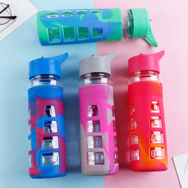 Mixed Color Sleeve Plastic Water Bottle 1679 680ml