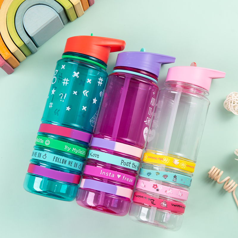 Four-Ribbed Water Bottle With Silicone Ring 9074L 700ml
