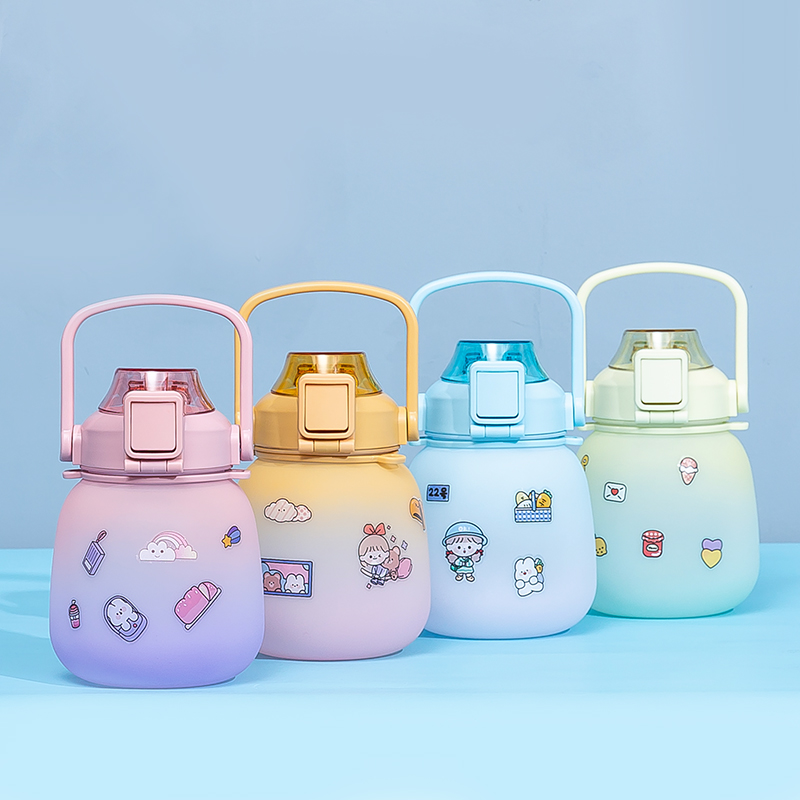 Round Wide Body Plastic Water Cup DF07164