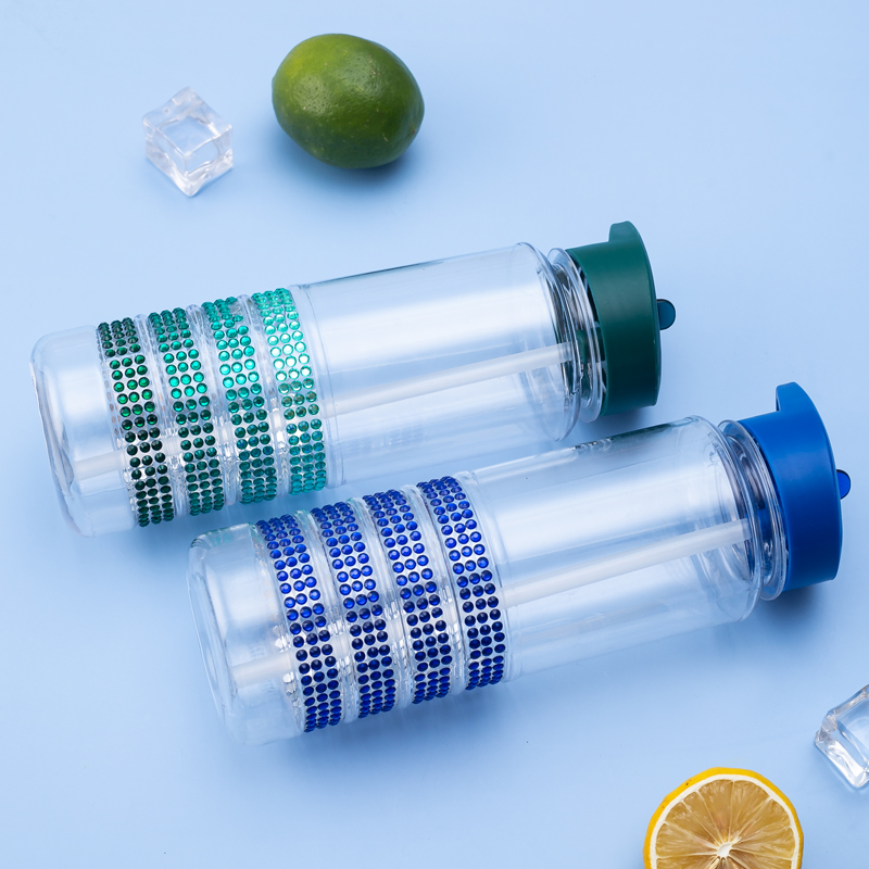 Diamond Stripe Four-Ribbed Water Bottle 9074
